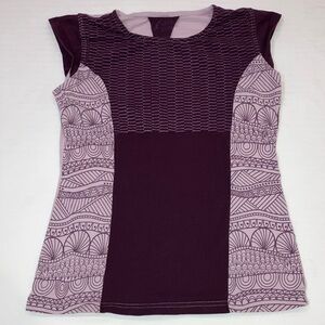Organic cotton women's small Fitted plum Purple / mauve Graphic Cap Sleeve Tee